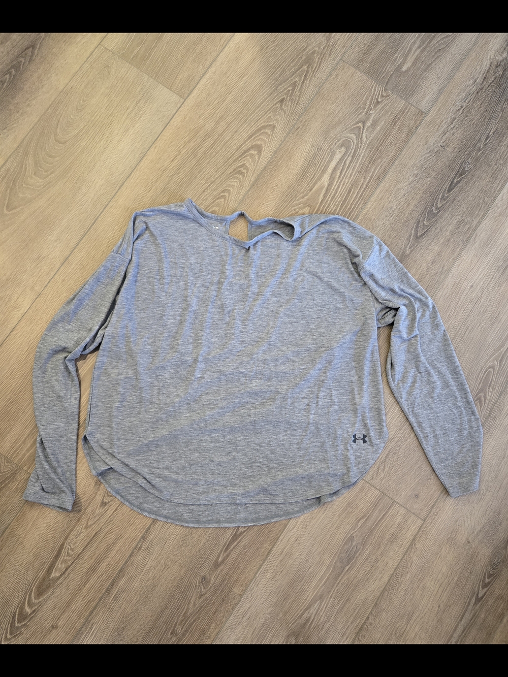 Under Armour Light Gray Long-Sleeve Crew Neck Top